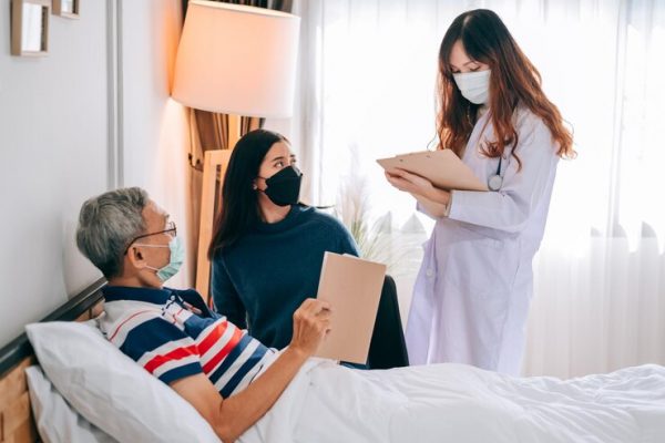 Biaya Perawat Visit dan Keuntungannya untuk Pasien di Rumah Biaya Perawat Visit dan Keuntungannya untuk Pasien di Rumah