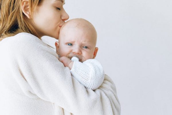 Cara Melancarkan ASI yang Bisa Dilakukan Ibu Menyusui Agar Bayi Sehat cara melancarkan asi