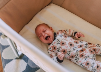 anak rewel setelah imunisasi