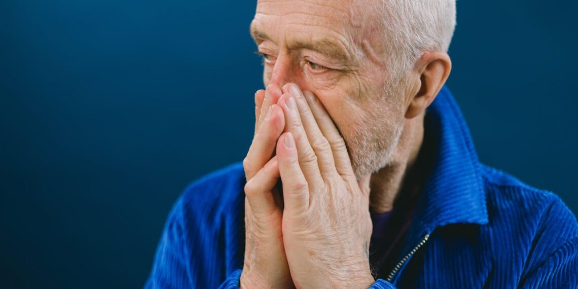 lansia gelisah di malam hari