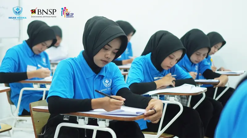 perawat orang sakit, perawat orang sakit harian, perawat orang sakit bulanan, perawat orang sakit jakarta, perawat orang sakit surabaya, perawat orang sakit jogja, perawat orang sakit bandung, cari perawat orang sakit, jasa perawat orang sakit, jasa perawat orang sakit terbaik, jasa perawat home care orang sakit, cari jasa perawat orang sakit, perawat orang sakit ke rumah, home care untuk merawat orang sakit